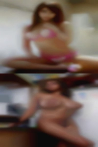 Jeep swinger circles naked girls!